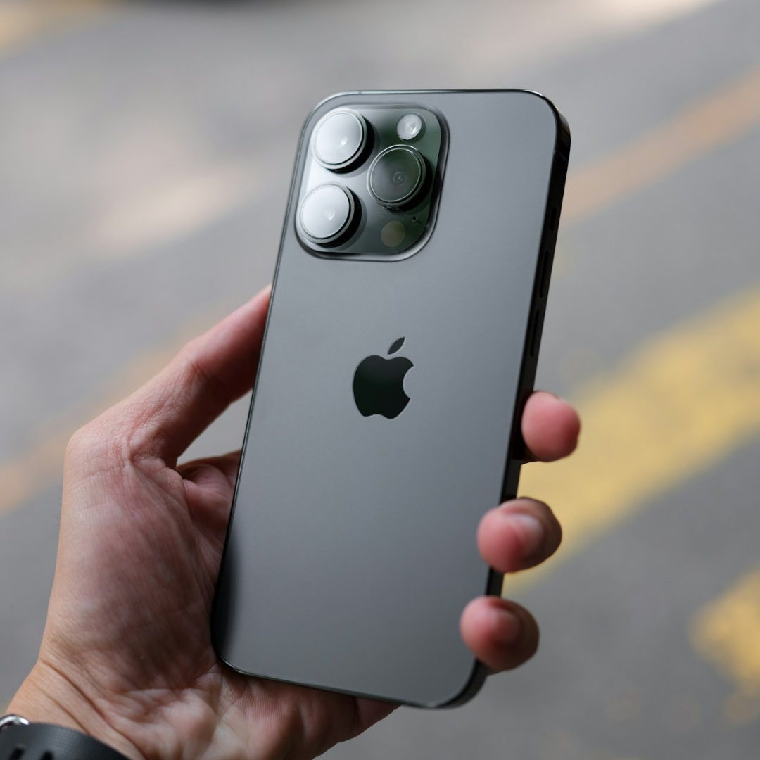 Shop Refurbished iPhones 📱 – Save up to 70% - iOutlet